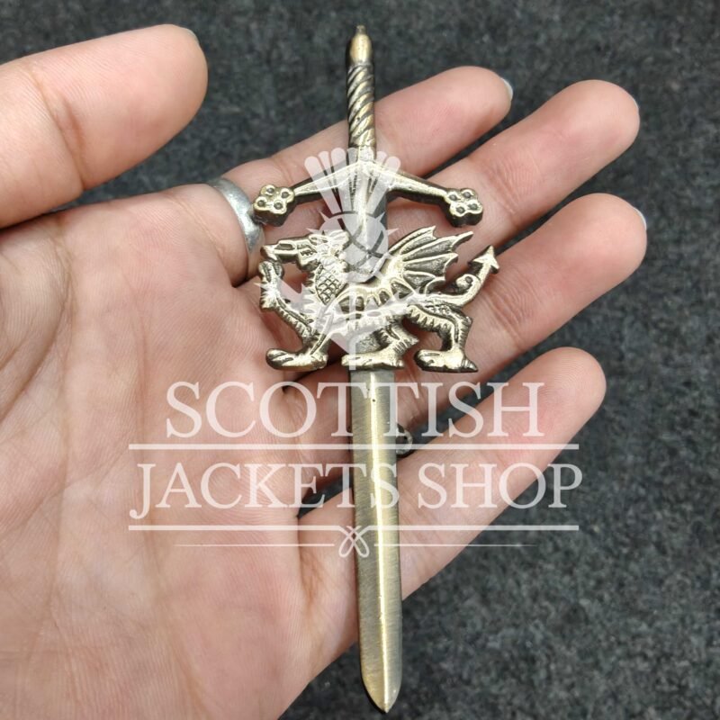 Welsh Dragon Kilt pin