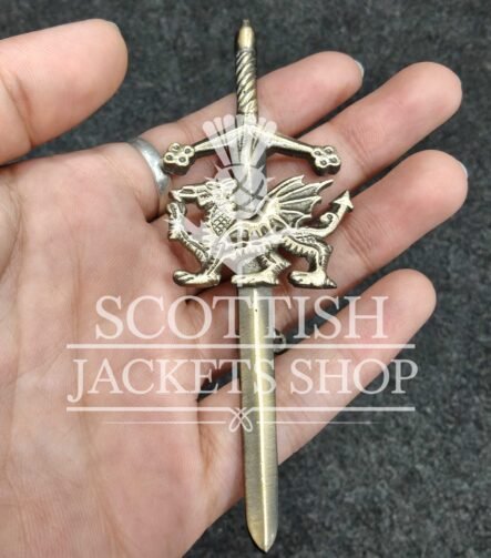 Welsh Dragon Kilt pin
