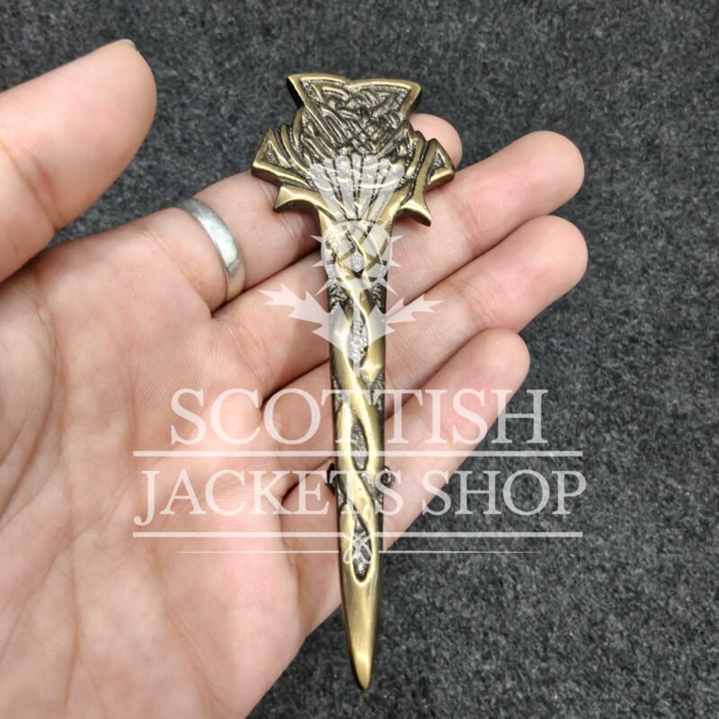 Thistle kilt pin