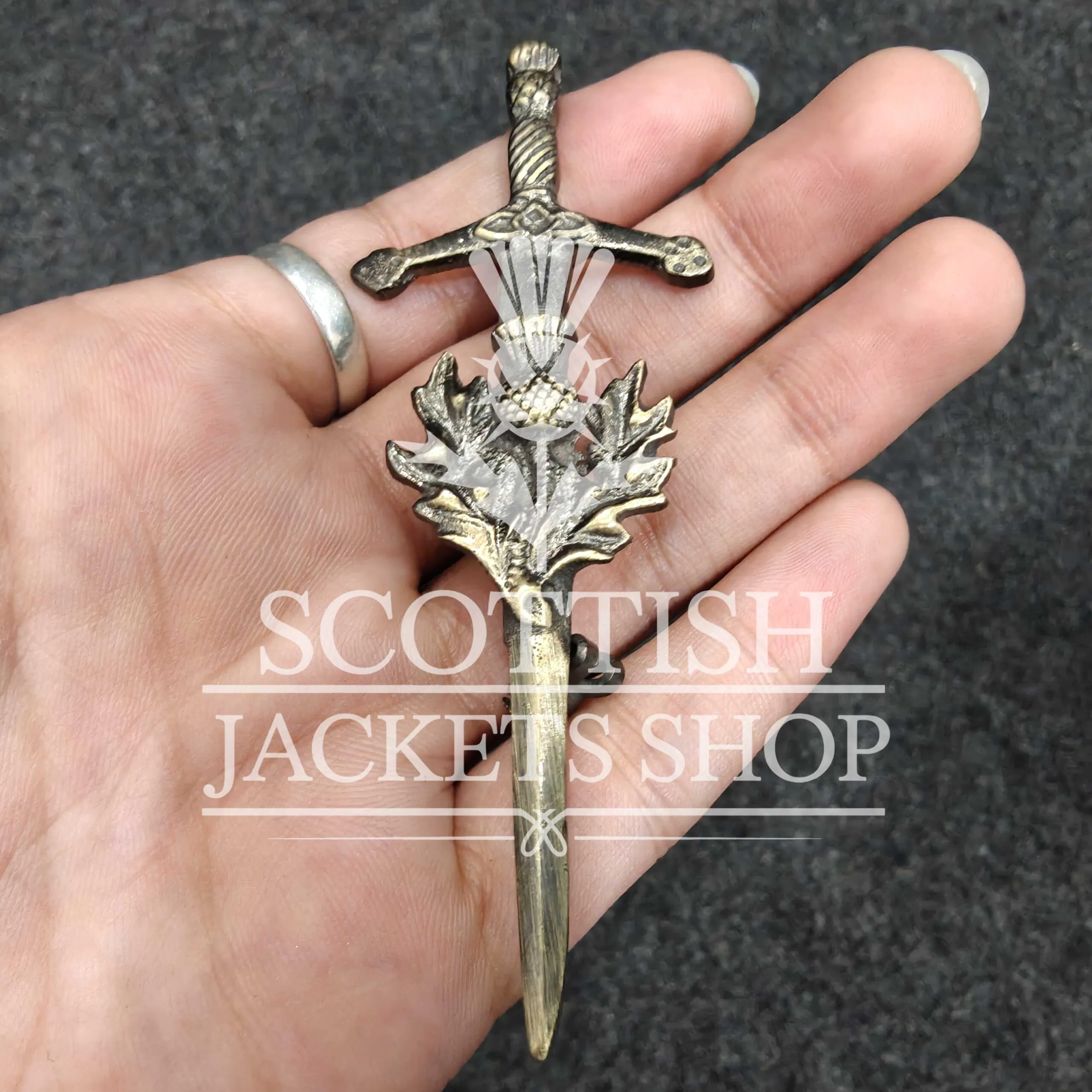 Kilt Pin + Tartan Macthing Falshes For Joseph Clifford - Image 1